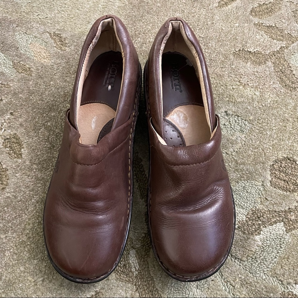 Born leather clogs rubber sole size 8.5